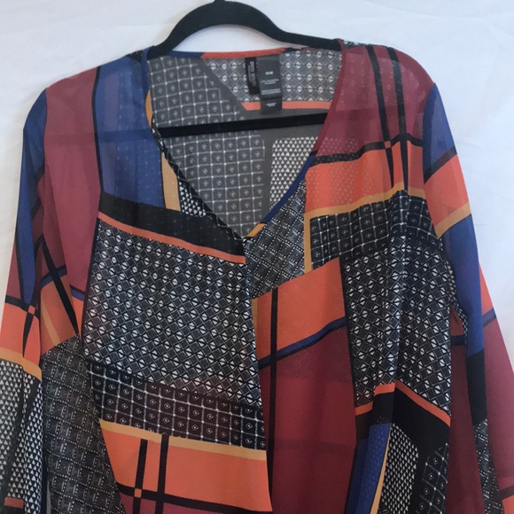 Top - Picture 3 of 3